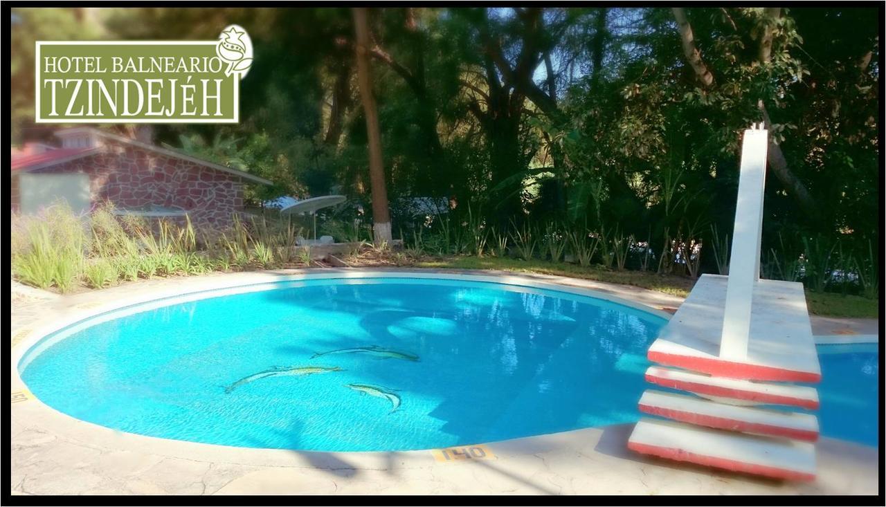 Hotel Balneario Tzindejeh Tasquillo Exterior foto